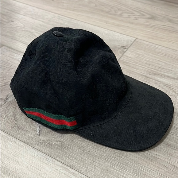 Gucci Black and Green Baseball Hat - Picture 1 of 6